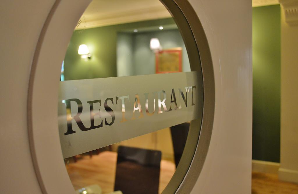 Hotel The Clarendon Royal Community Gravesend Exteriér fotografie