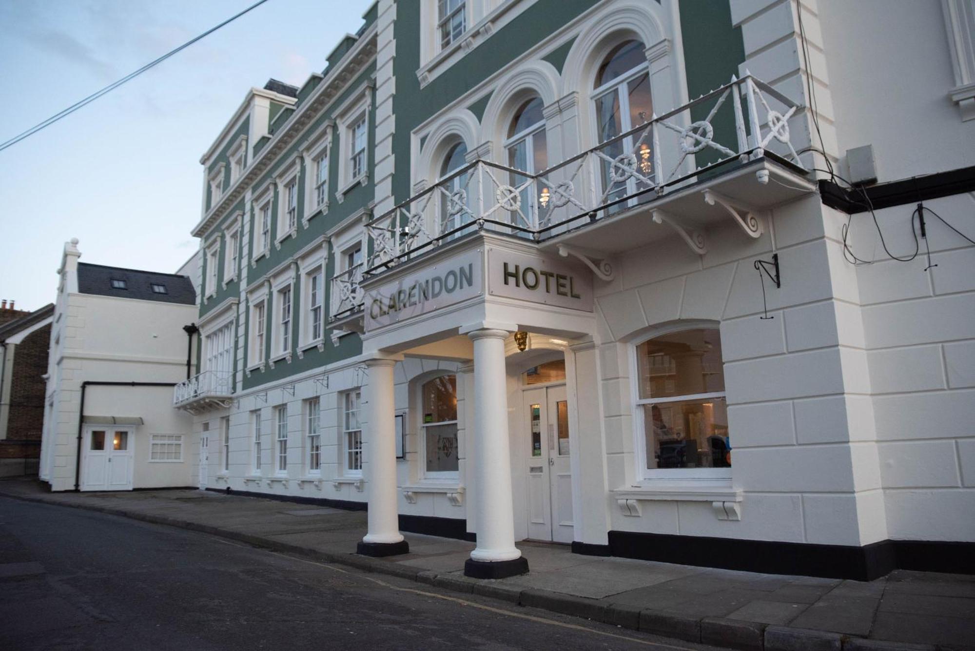 Hotel The Clarendon Royal Community Gravesend Exteriér fotografie